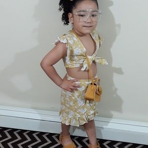 Outfits 4t top+skirt